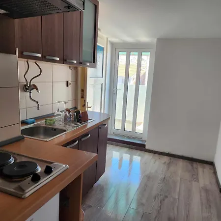 アパート In